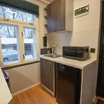 Apartment Karlova Two & Free Parking For Two Cars