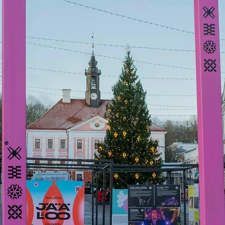 Karlovaidyll For Groups - 2 In The Same House Free Parking *