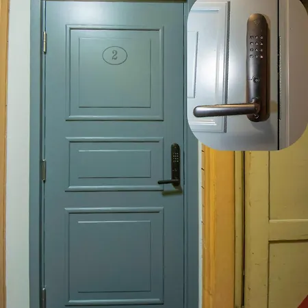 Side-By-Side Two Apartments & Free Parking For Two Cars * Tartu