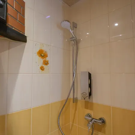 Side-By-Side Two Apartments & Free Parking For Two Cars * Tartu
