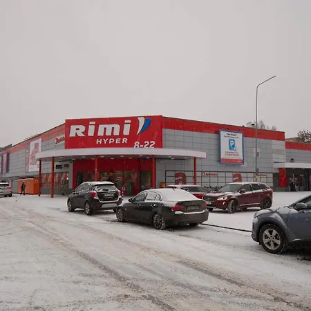 Side-By-Side Two Apartments & Free Parking For Two Cars Tartu