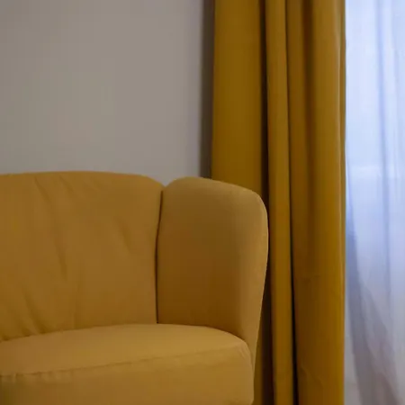 Side-By-Side Two Apartments & Free Parking For Two Cars Tartu