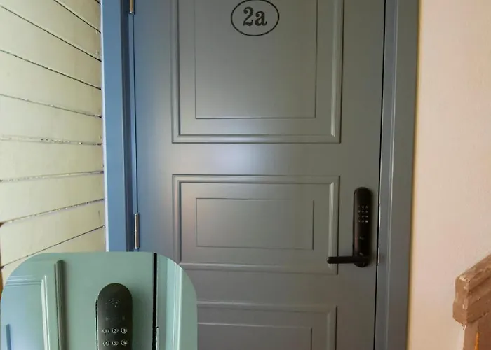 Karlovaidyll For Groups - 2 In The Same House Free Parking