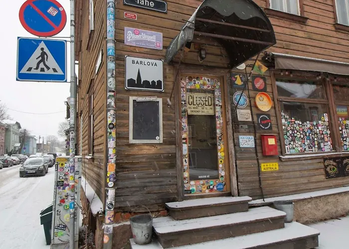 Karlovaidyll For Groups - 2 In The Same House Free Parking